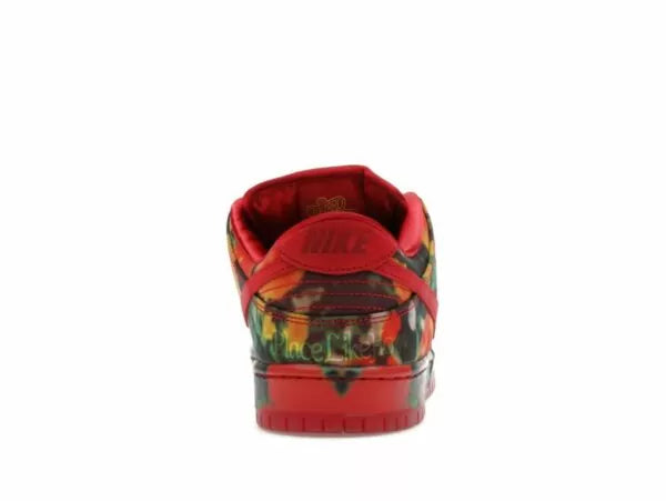 Nike SB Dunk Low The Wizard of Oz Poppy Field