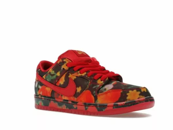 Nike SB Dunk Low The Wizard of Oz Poppy Field